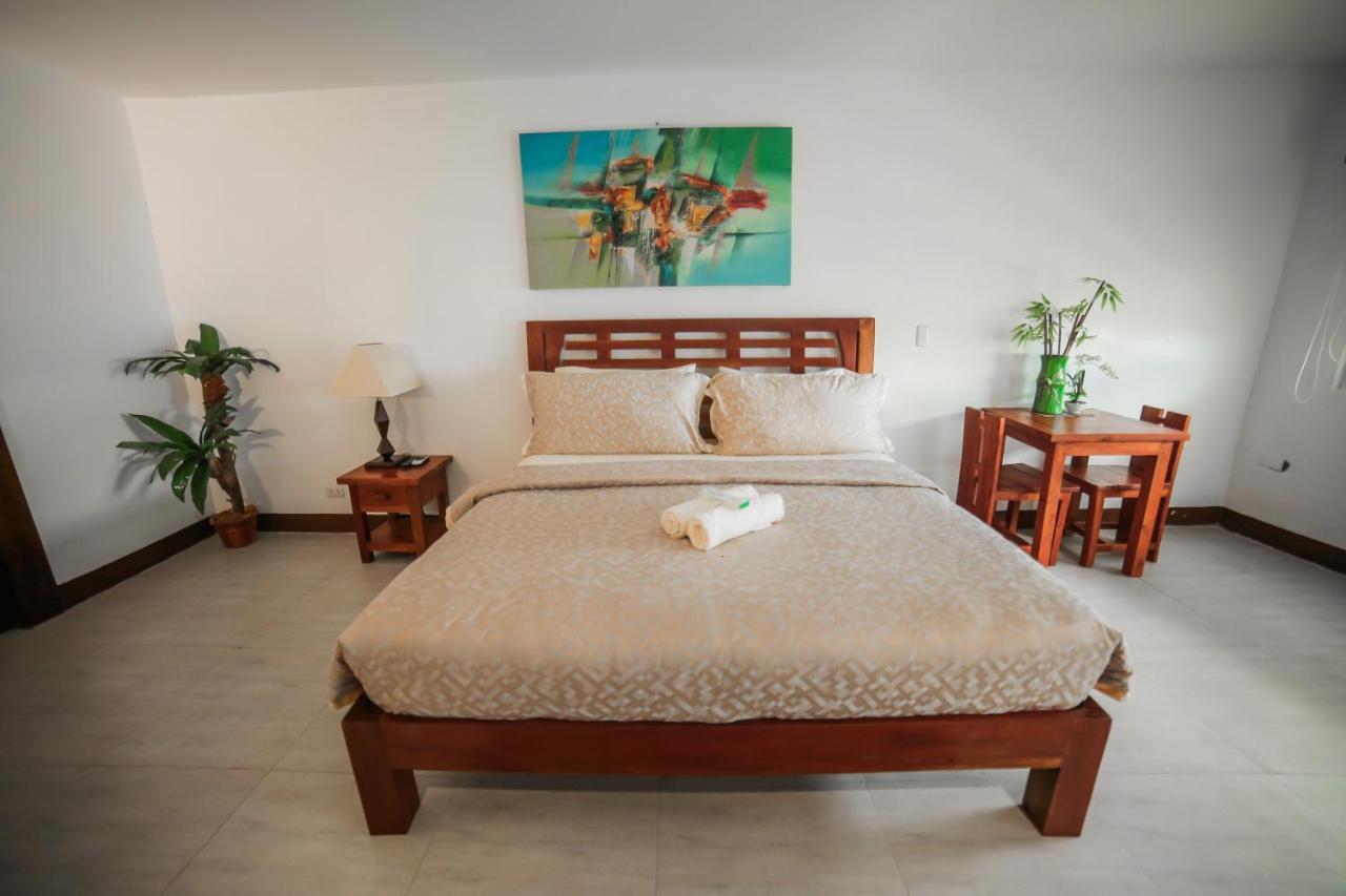 Bataan White Corals Beach Resort Morong  Bagian luar foto