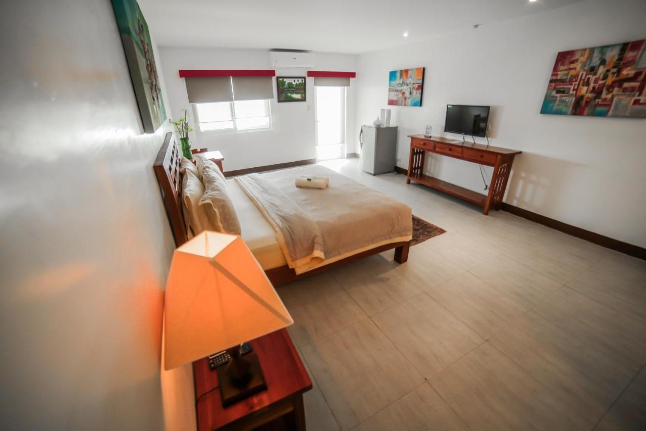 Bataan White Corals Beach Resort Morong  Bagian luar foto