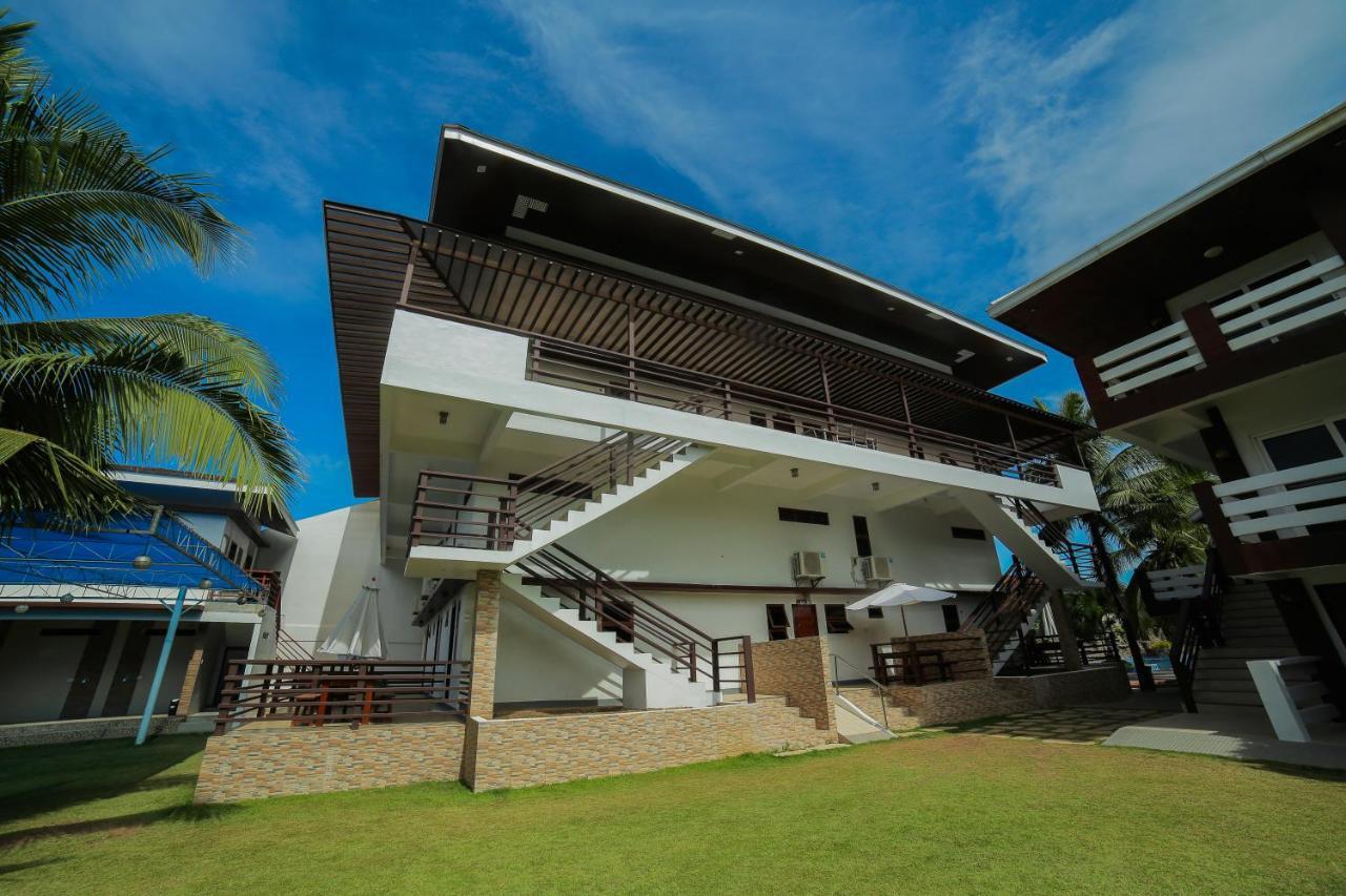 Bataan White Corals Beach Resort Morong  Bagian luar foto