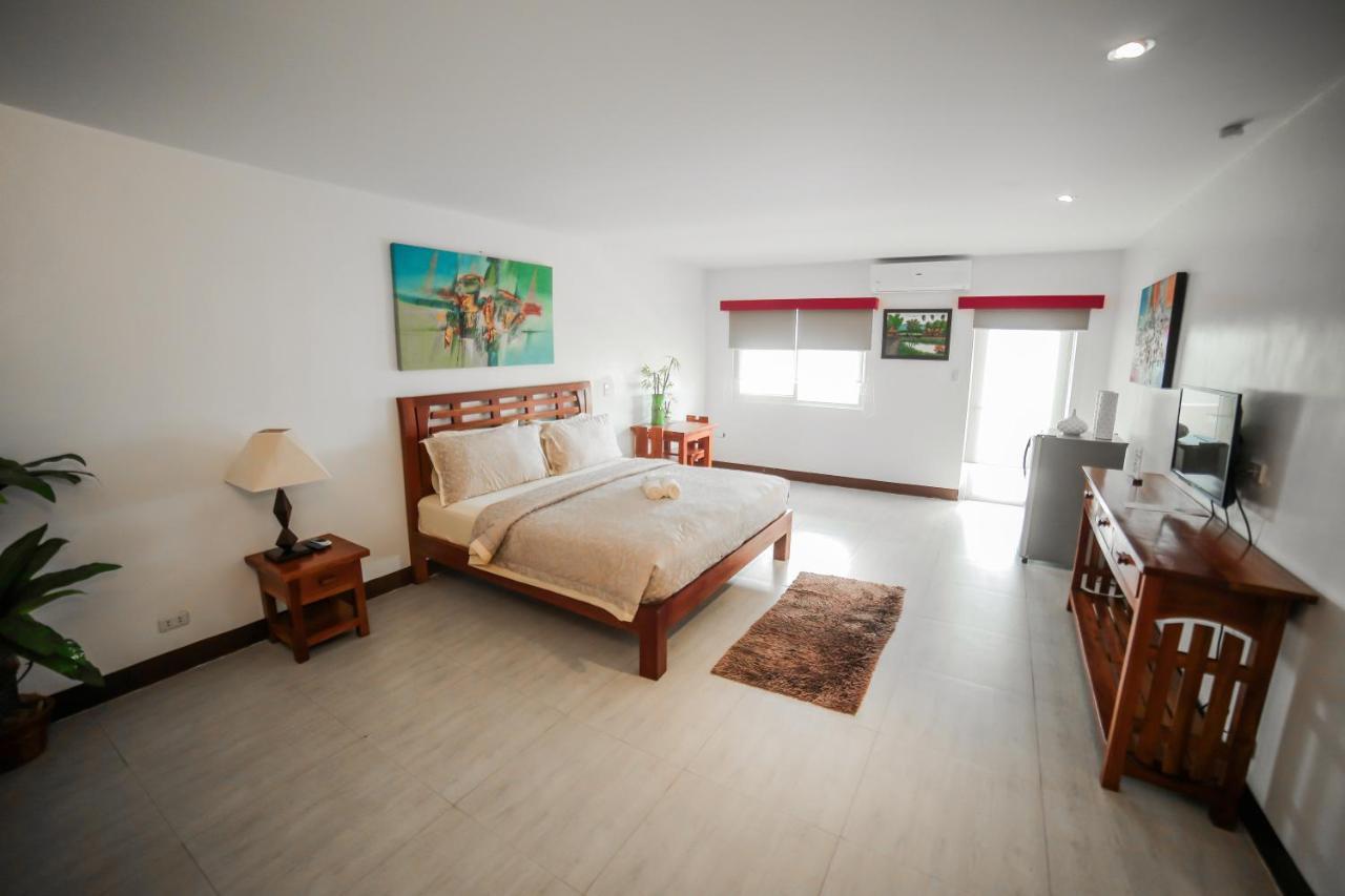Bataan White Corals Beach Resort Morong  Bagian luar foto