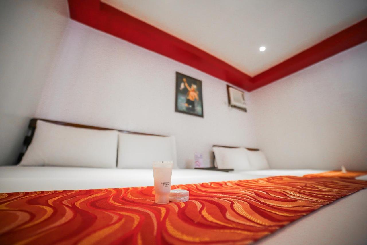 Bataan White Corals Beach Resort Morong  Bagian luar foto